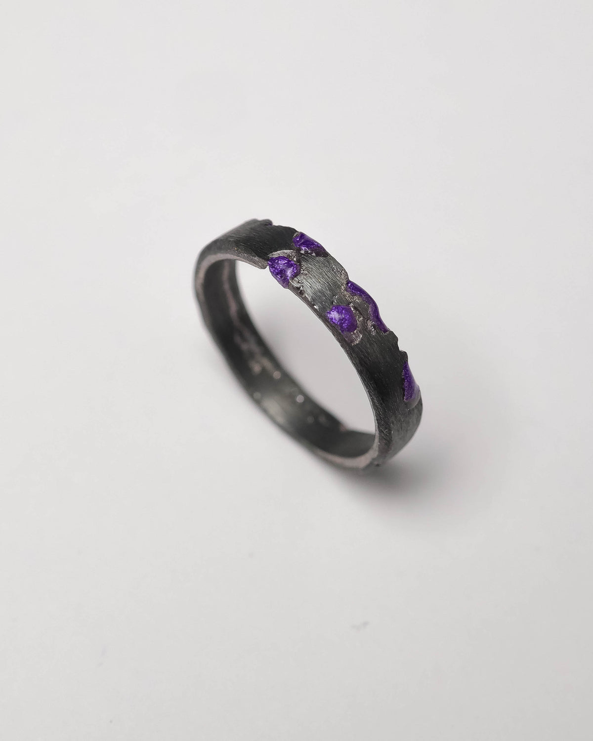 Anello Etruria viola