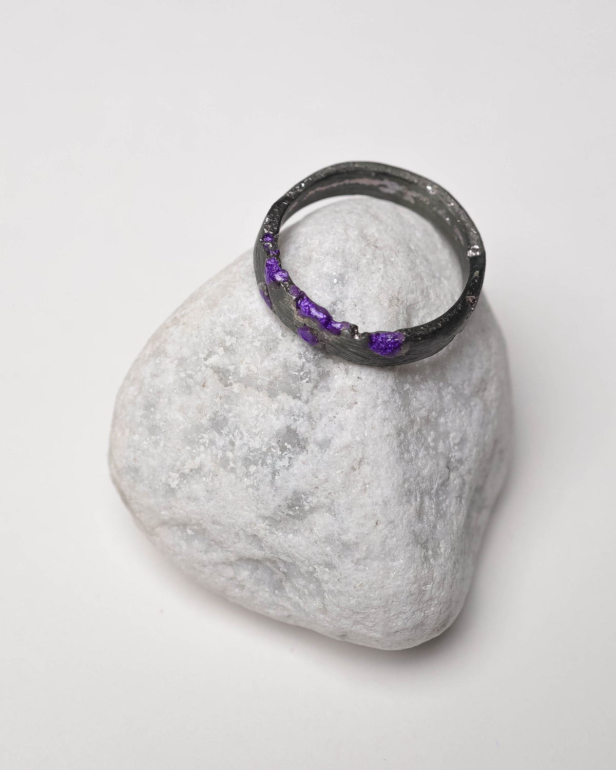 Anello Etruria viola