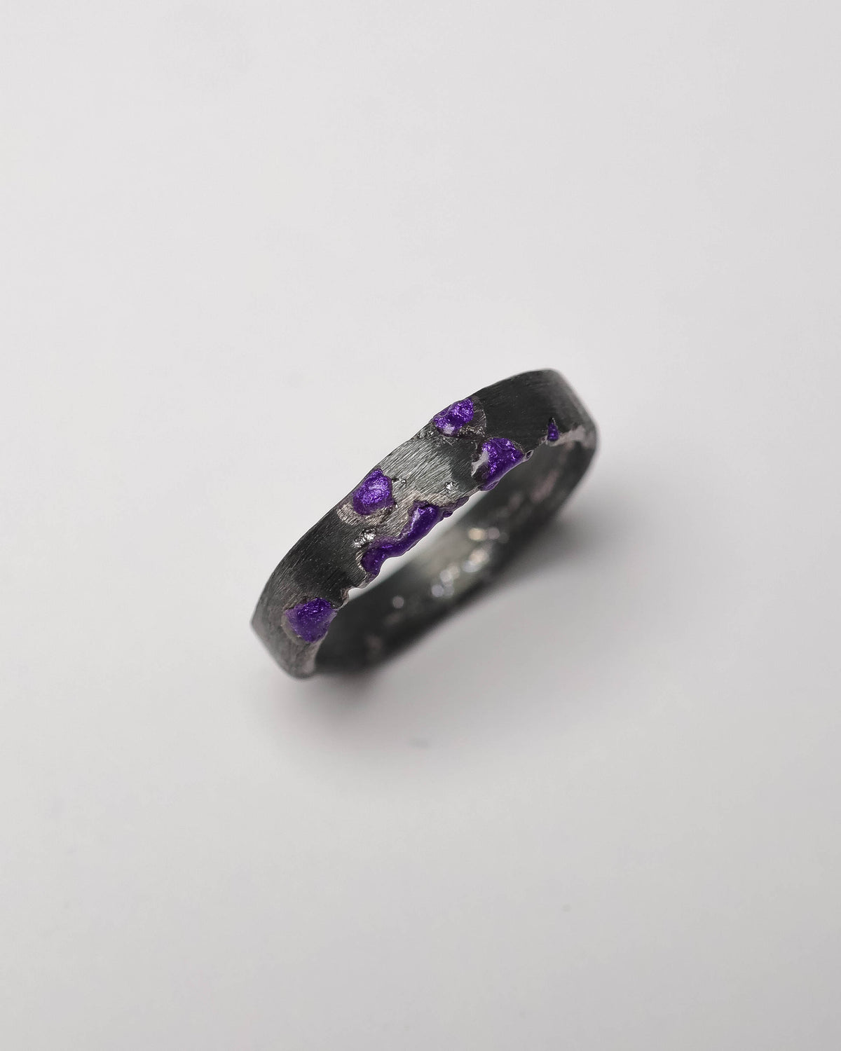 Anello Etruria viola